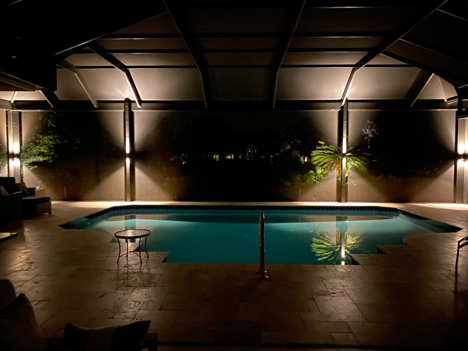 Outdoor living pool area lighting
